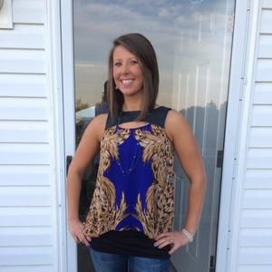 Meet your Posher, Crystal